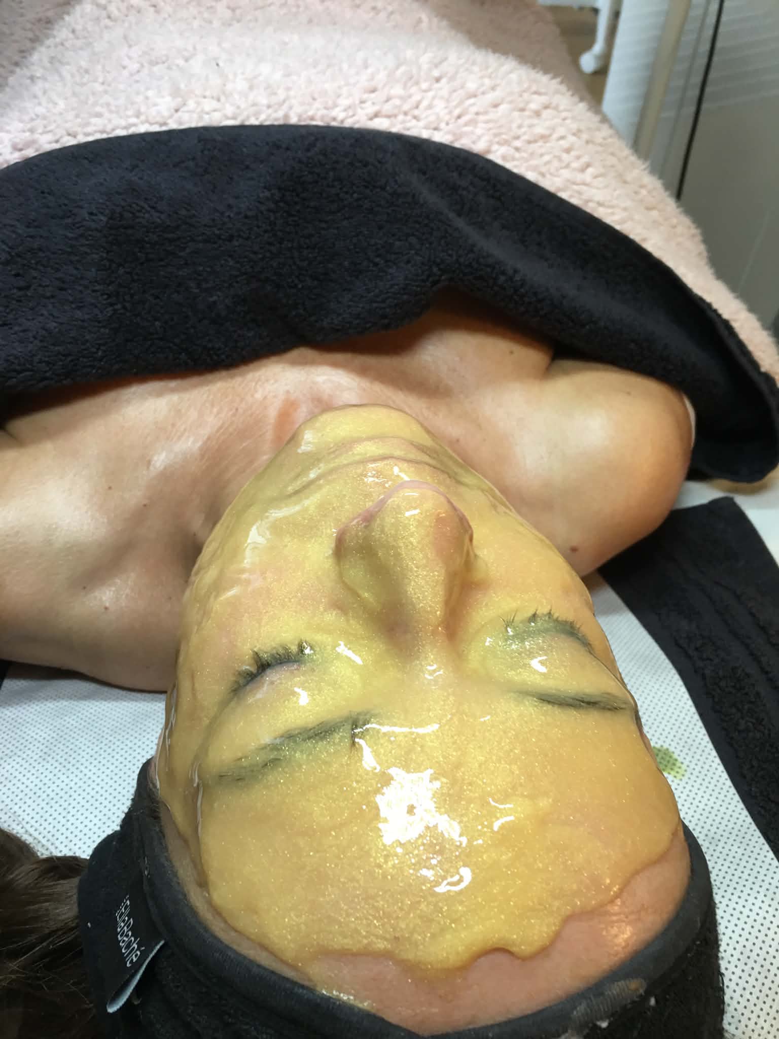 Prémiová zlatá maska na závěr ošetření pleti